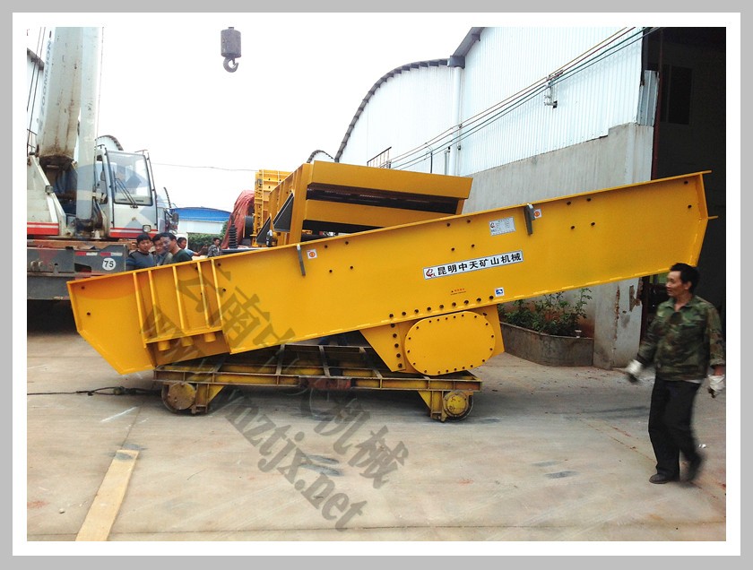 大理陳總6013給料機(jī)ZFC250二合一及4YK2460發(fā)貨現(xiàn)場